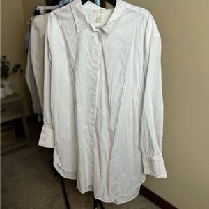 H&M white button down shirt.